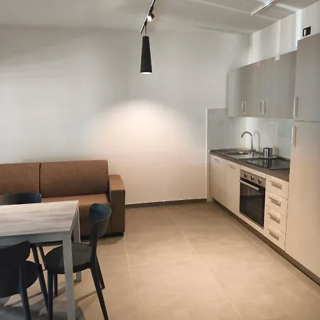 Romanello E ローマ