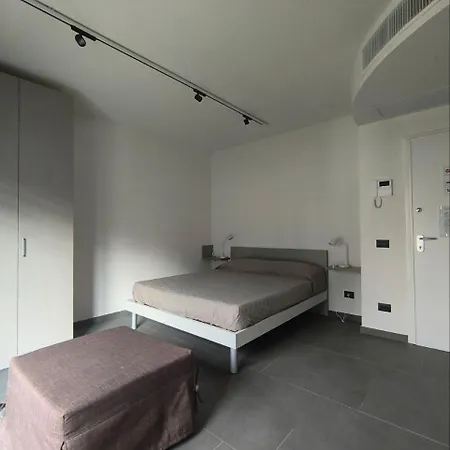 Romanello E * ローマ