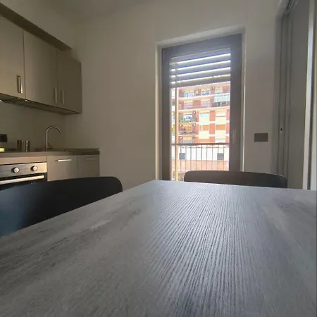 アパート Romanello E *