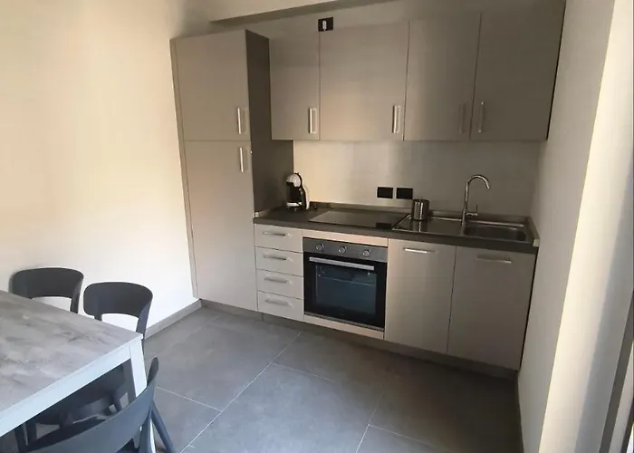Romanello E Apartamento *